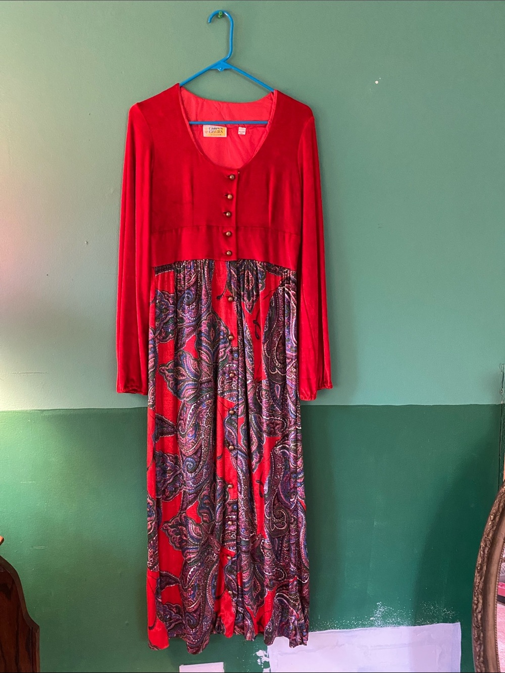 Paisley-Pattern Red Maxi Dress with Buttoned Bodice